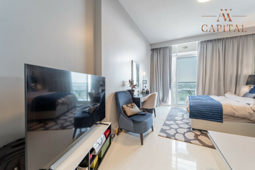Buy a property - DAMAC Hills, UAE - image 16