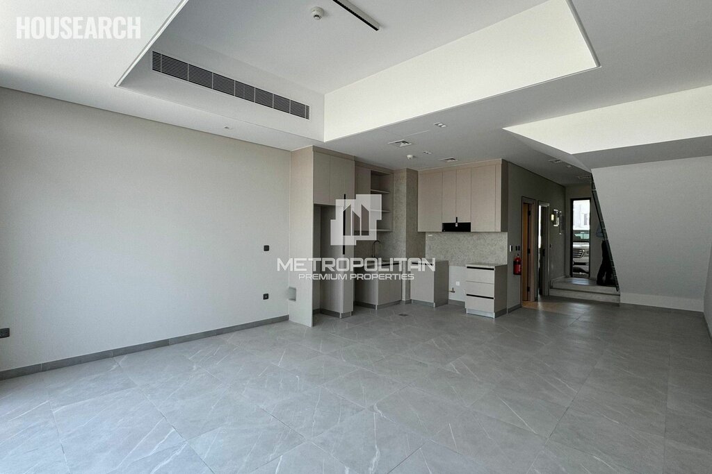 Townhouse for rent - Dubai - Rent for $46,284 / yearly - image 1