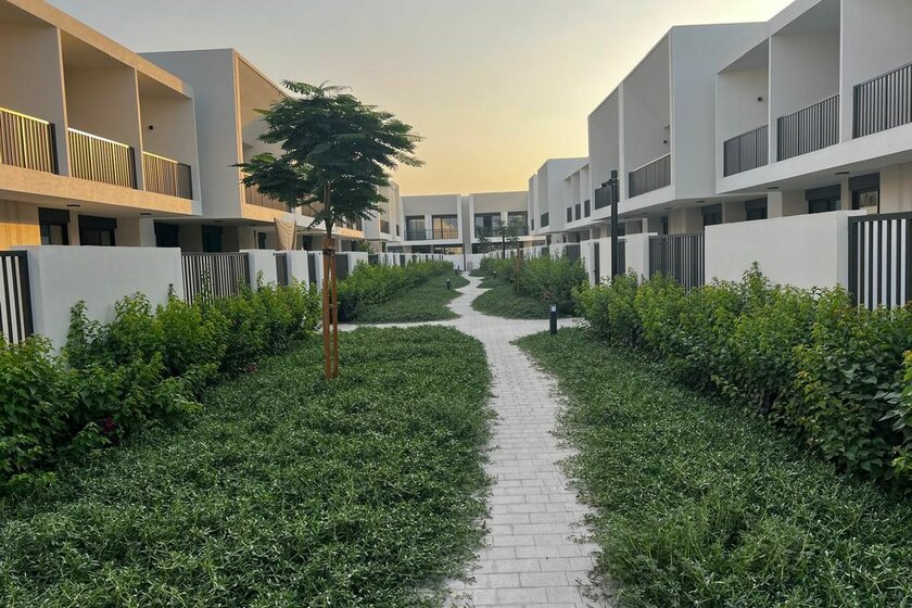 8 Häuser mieten - Town Square, VAE – Bild 25