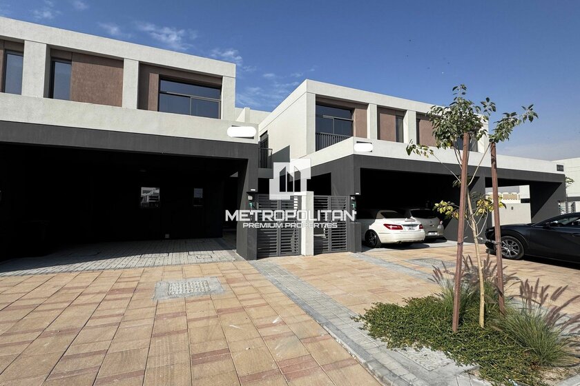 Biens immobiliers à louer - 3 pièces - Dubai, Émirats arabes unis – image 5