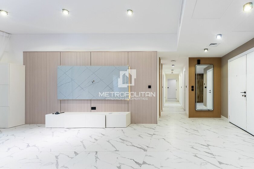 Alquile 9 apartamentos  - 4 habitaciones - EAU — imagen 15