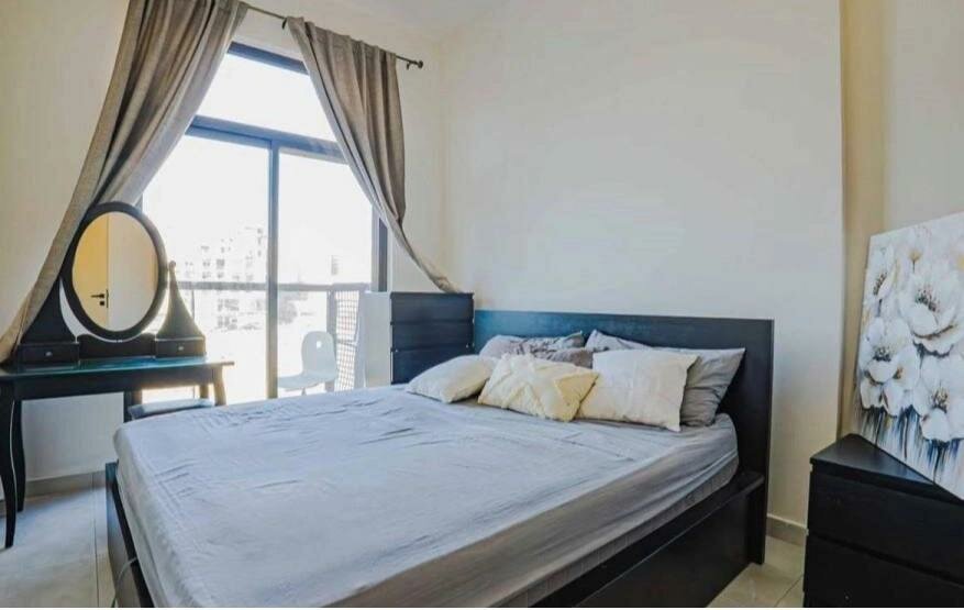 Compre una propiedad - 3 habitaciones - MBR City, EAU — imagen 1