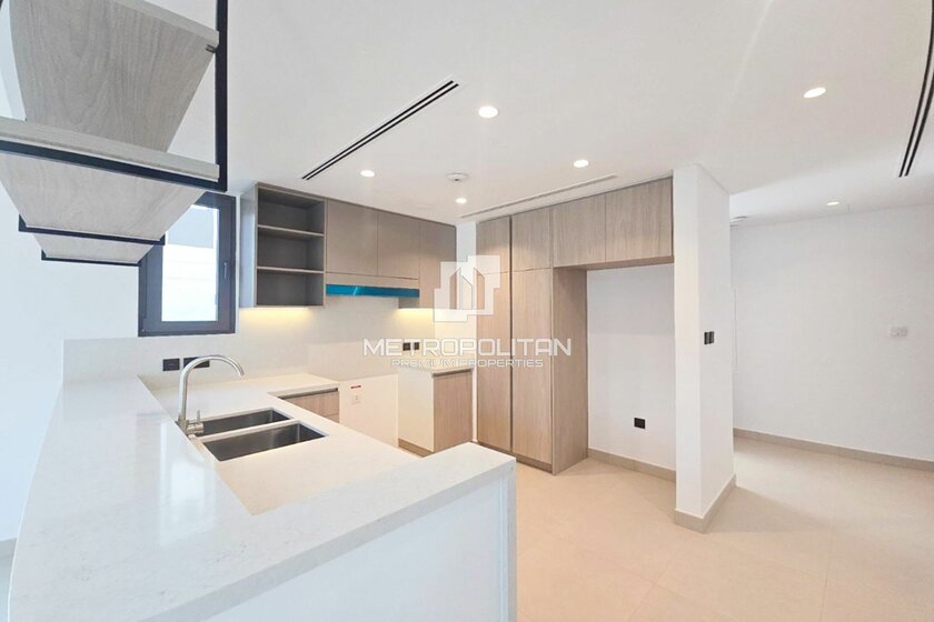Immobilien zur Miete - 4 Zimmer - Dubai Sports City, VAE – Bild 3