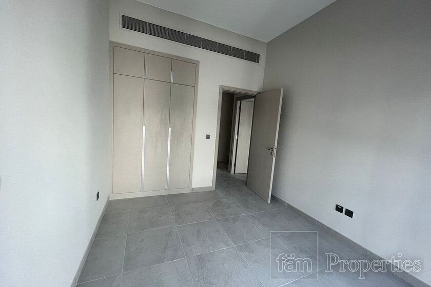 Maison de ville à louer - Dubai - Louer pour 68 119 $ – image 18