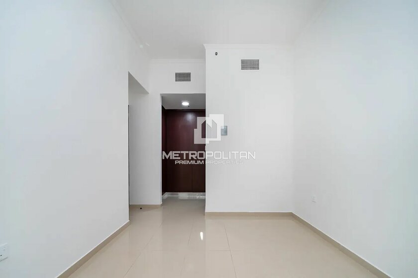 Rent a property - 1 room - Dubai Marina, UAE - image 12