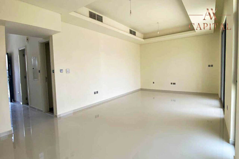Buy a property - DAMAC Hills 2, UAE - image 14