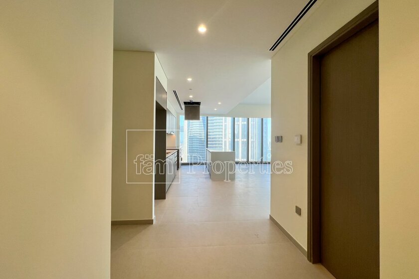 Buy a property - Downtown Dubai, UAE - image 5