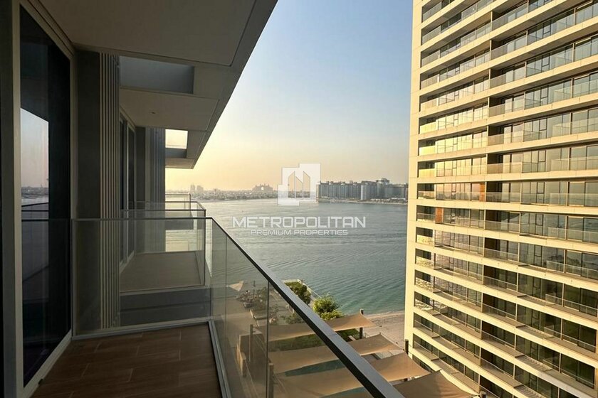 Снять 26 апартаментов - 2 комнатные - Emaar Beachfront, ОАЭ - изображение 9