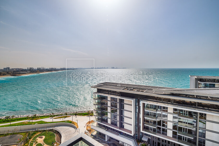 Rent 31 apartments  - Bluewaters Island, UAE - image 1