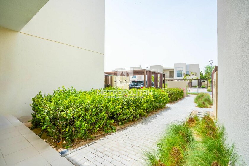 Biens immobiliers à louer - 3 pièces - Émirats arabes unis – image 30