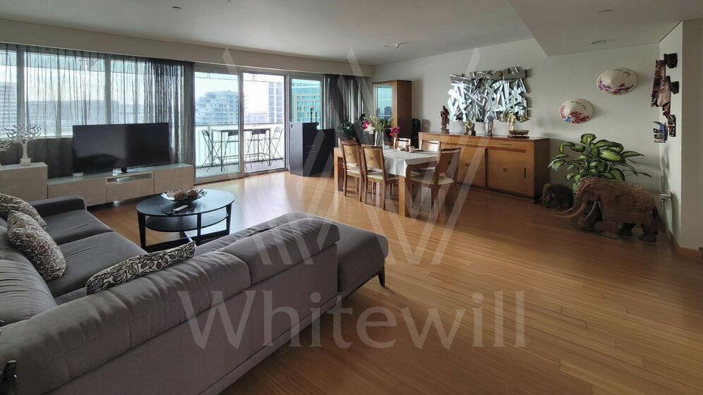 4+ bedroom properties for sale in Abu Dhabi - image 31