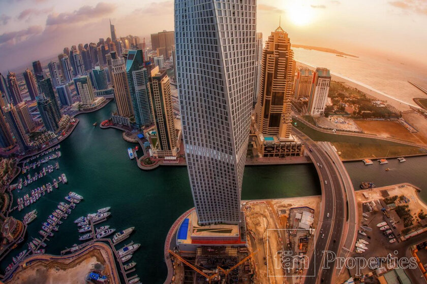 Rent 185 apartments  - Dubai Marina, UAE - image 1