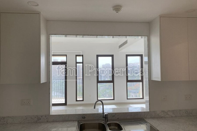 Rent a property - Umm Suqeim, UAE - image 35