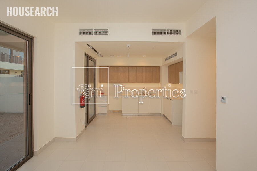 Townhouse for rent - Dubai - Rent for $25,885 - image 1