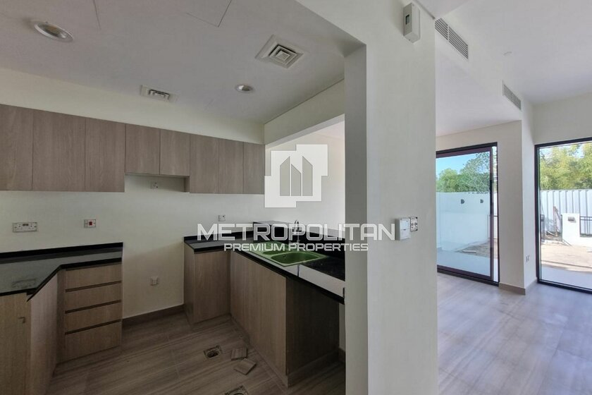 Townhouses for rent in UAE - image 29
