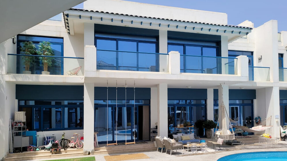 4+ bedroom townhouses for sale in UAE - image 14