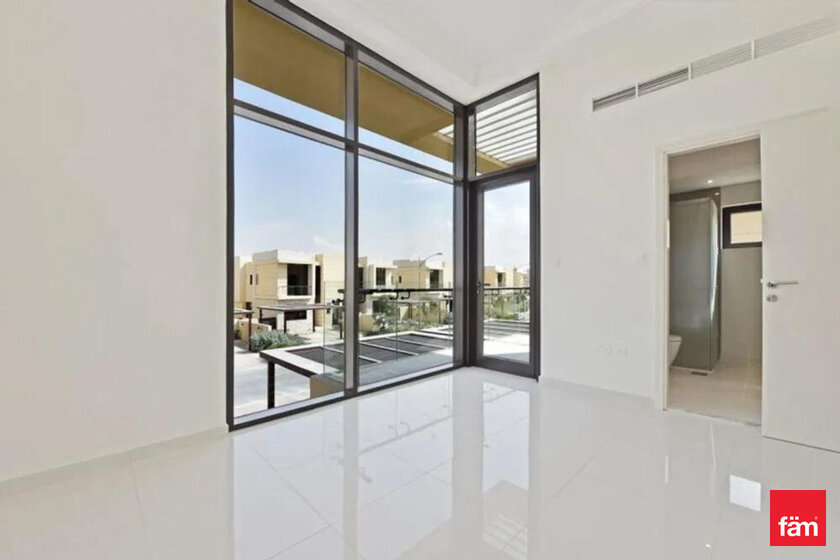 Rent 109 townhouses - Dubailand, UAE - image 31