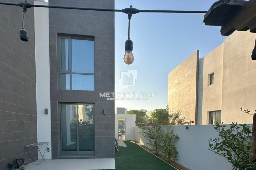 Villa for rent - Dubai - Rent for $59,945 - image 25