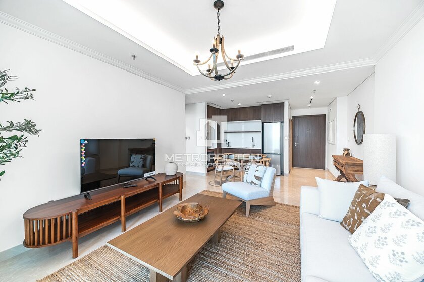 Снять 8 апартаментов - 1 комнатные - Emaar Beachfront, ОАЭ - изображение 25