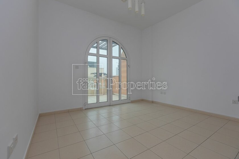 Acheter un bien immobilier - Jumeirah Village Circle, Émirats arabes unis – image 18