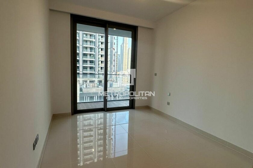 Rent 26 apartments  - 2 rooms - Emaar Beachfront, UAE - image 12