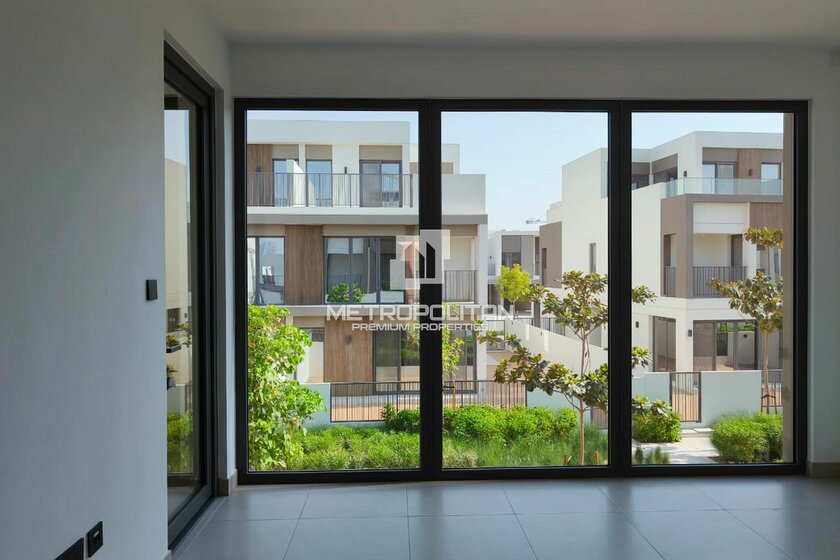 Immobilien zur Miete - 4 Zimmer - Dubai Sports City, VAE – Bild 12