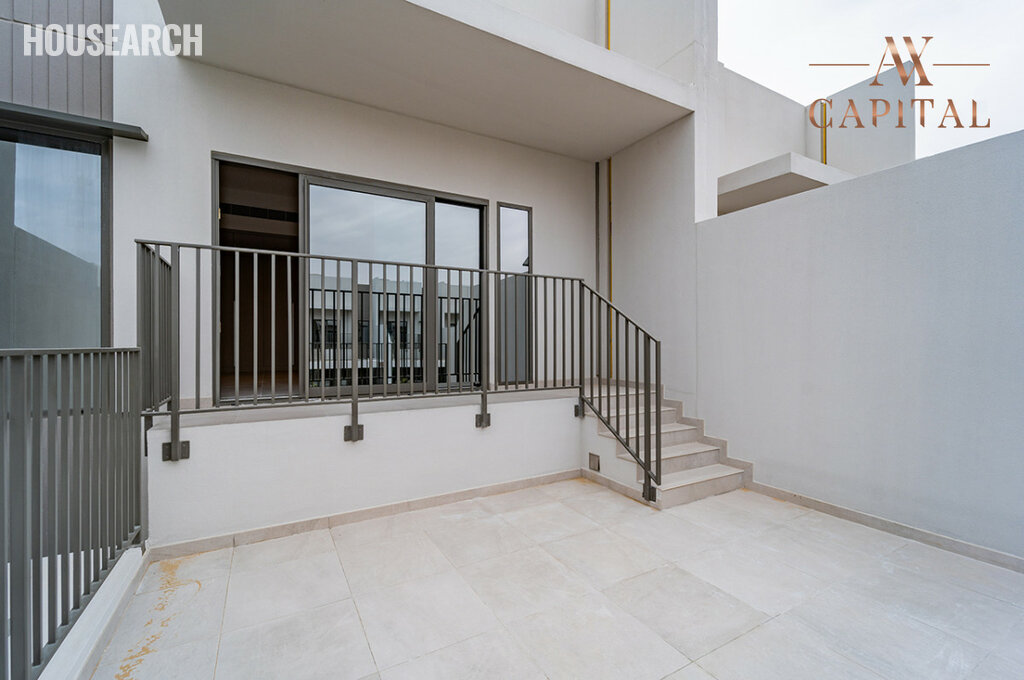 Townhouse for rent - Dubai - Rent for $66,702 / yearly - image 1