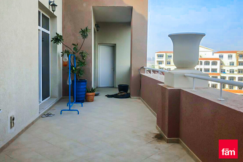 Buy 8 apartments  - Motor City, UAE - image 32