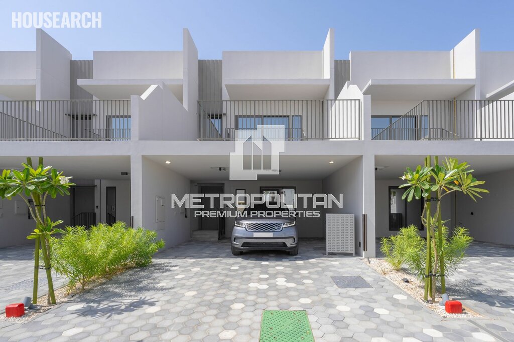 Townhouse for rent - Dubai - Rent for $51,728 / yearly - image 1