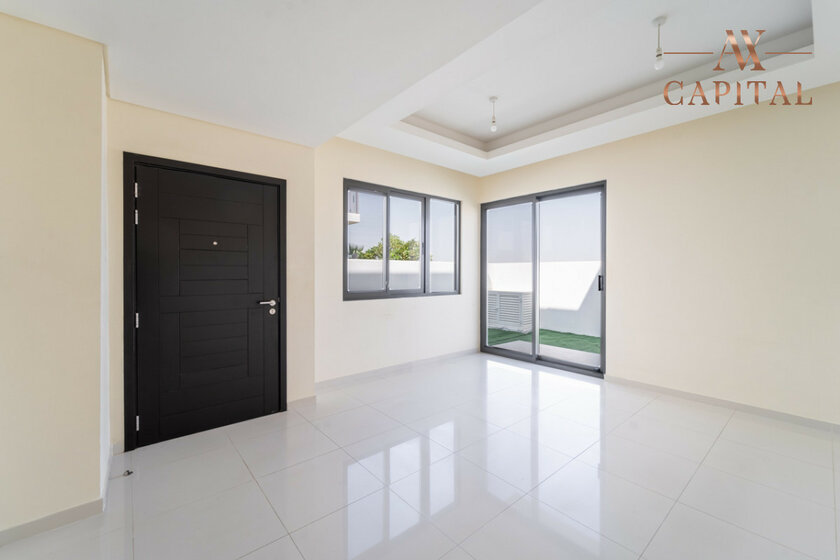 Buy 67 villas - Dubailand, UAE - image 5