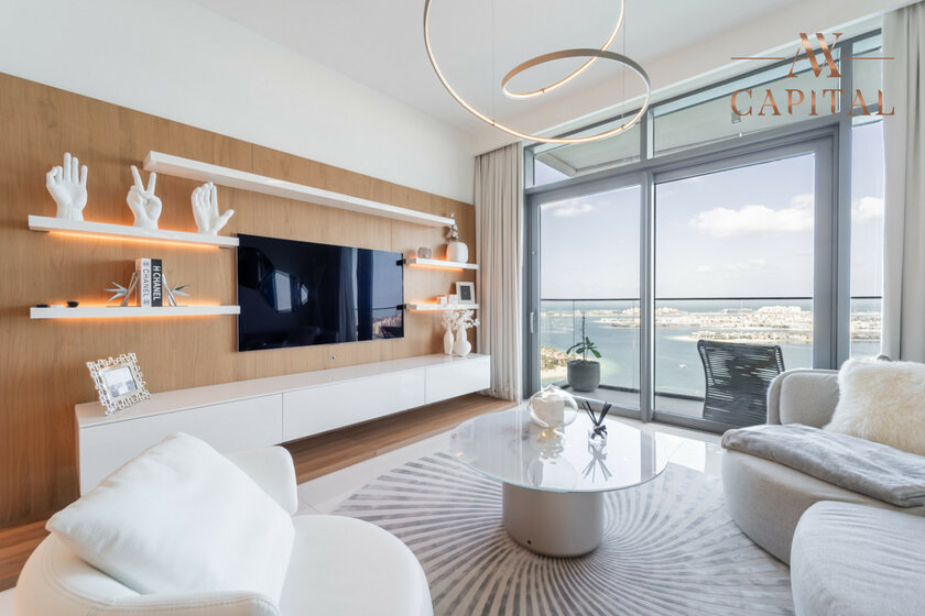 Buy 213 apartments  - Emaar Beachfront, UAE - image 28