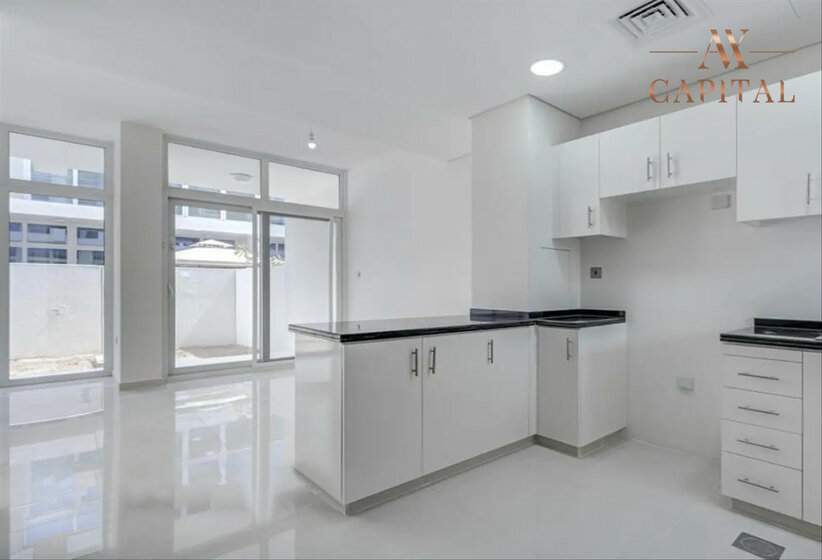 Townhouses for rent in UAE - image 6