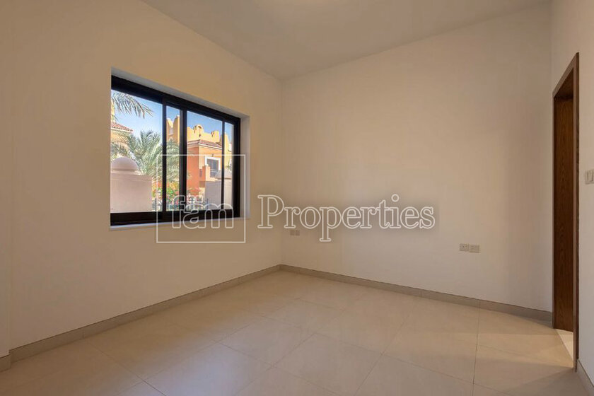 Townhouses for sale in Dubai - image 3