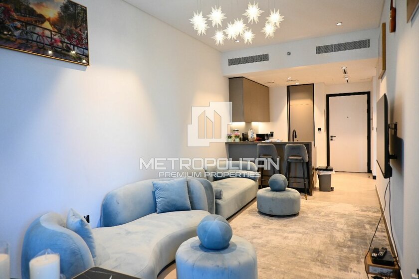 Rent 35 apartments  - 1 room - Business Bay, UAE - image 22