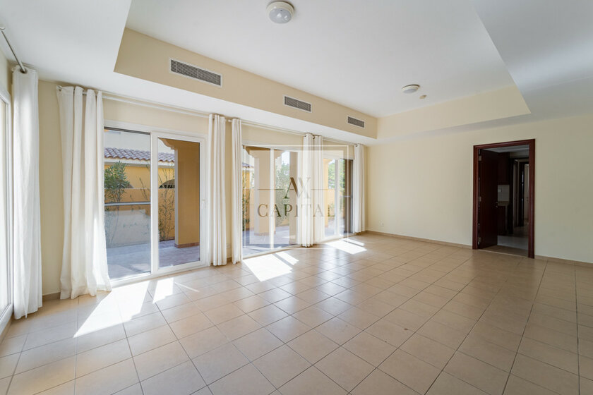 Houses for rent in UAE - image 18