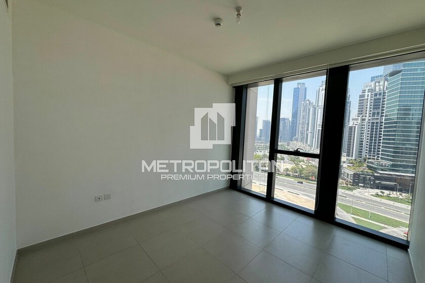 Rent a property - 1 room - Downtown Dubai, UAE - image 34