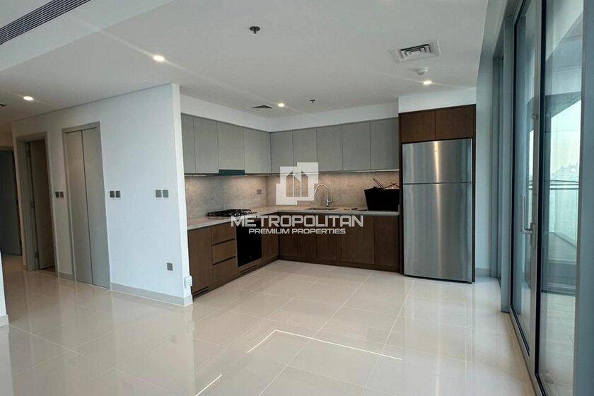 Rent 26 apartments  - 2 rooms - Emaar Beachfront, UAE - image 10