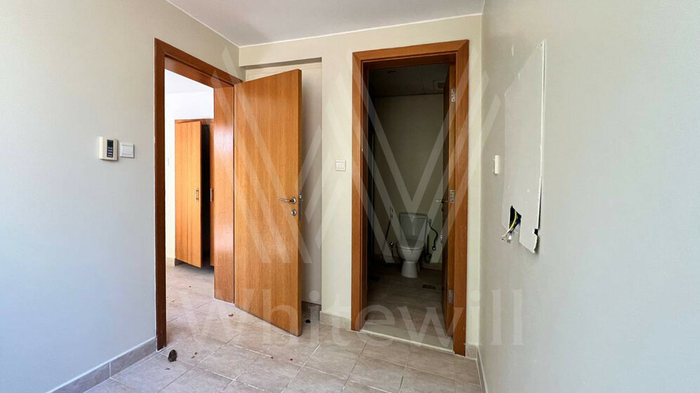 Buy 5 houses - Khalifa City, UAE - image 16