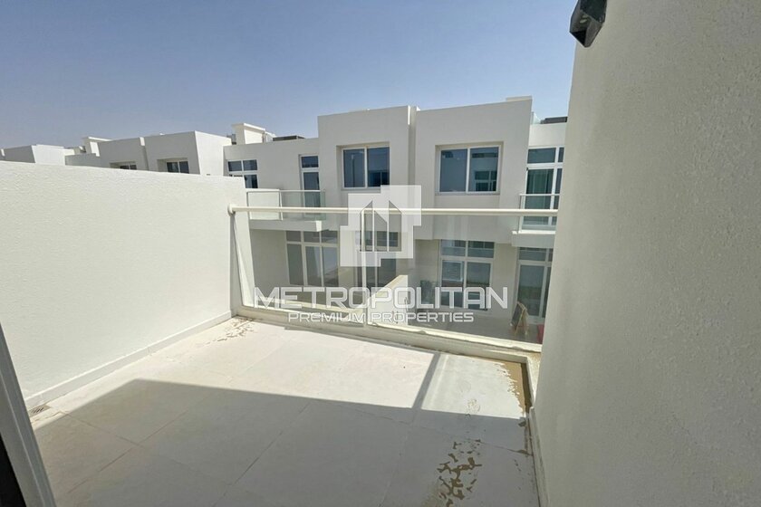 Снять четырехкомнатную недвижимость в ОАЭ - изображение 6