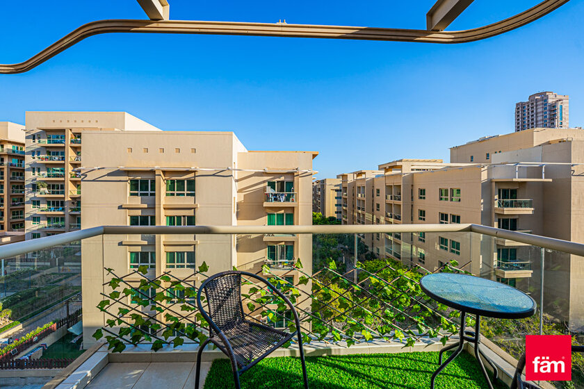 Buy 7 apartments  - The Greens, UAE - image 22