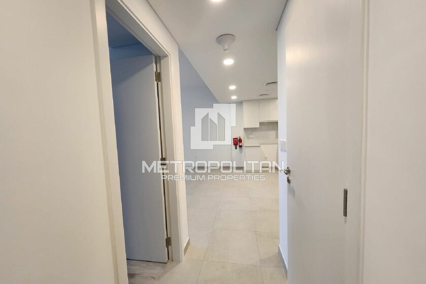 Rent a property - 1 room - Umm Suqeim, UAE - image 11