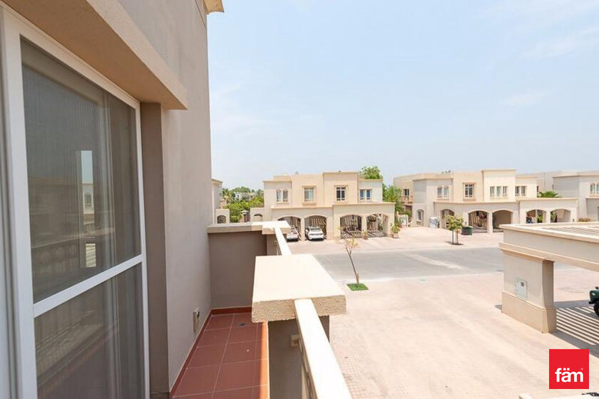 Снять недвижимость - Emirates Hills, ОАЭ - изображение 2