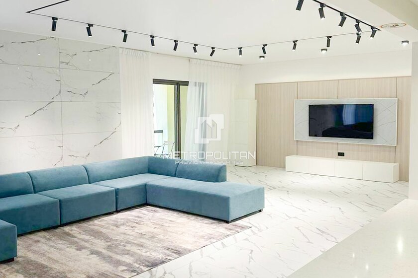 Alquile 9 apartamentos  - 4 habitaciones - EAU — imagen 14