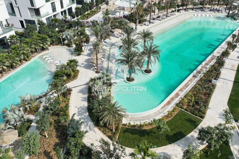 4+ bedroom properties for sale in UAE - image 2