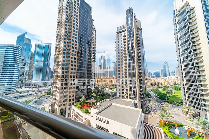 Rent a property - 1 room - Downtown Dubai, UAE - image 5