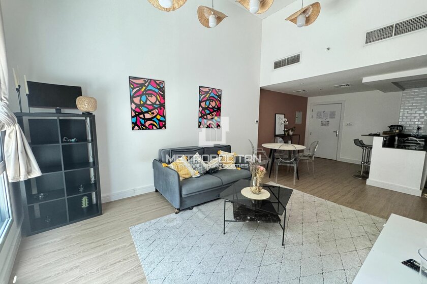 Rent a property - 1 room - Dubai Marina, UAE - image 33