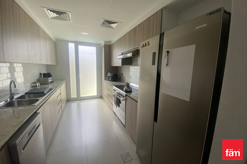 Rent a property - Dubailand, UAE - image 7