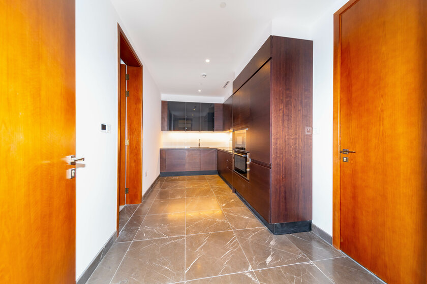 1/JBR – image 7