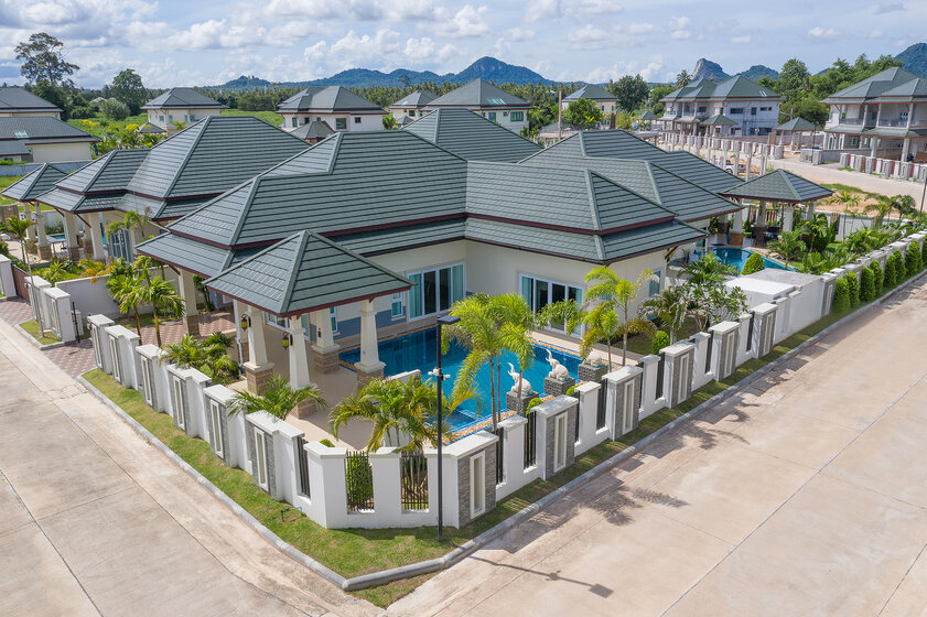 Nouveaux immeubles - Chon Buri, Thailand - image 14