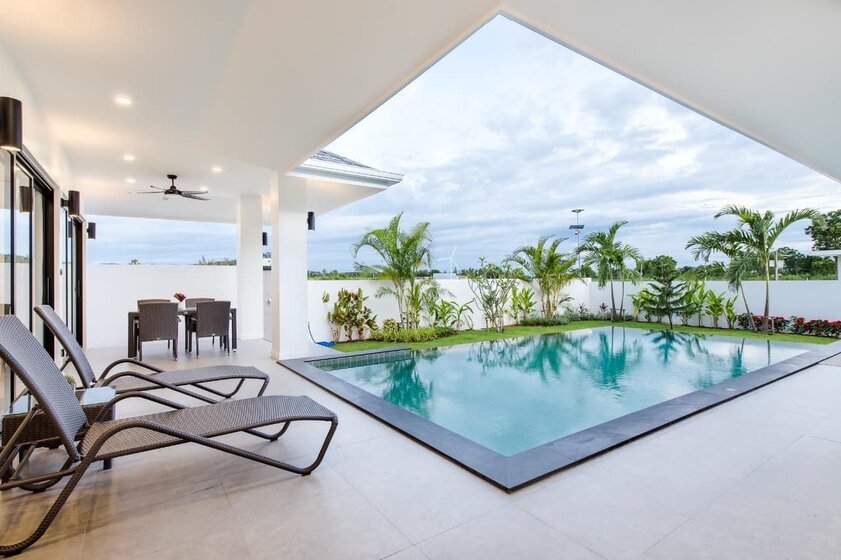 Yeni binalar – Prachuap Khiri Khan, Tayland – resim 17